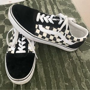 Vans Old Skool Black/White Checkered Canvas & Suede..Women 9/Mens 7
